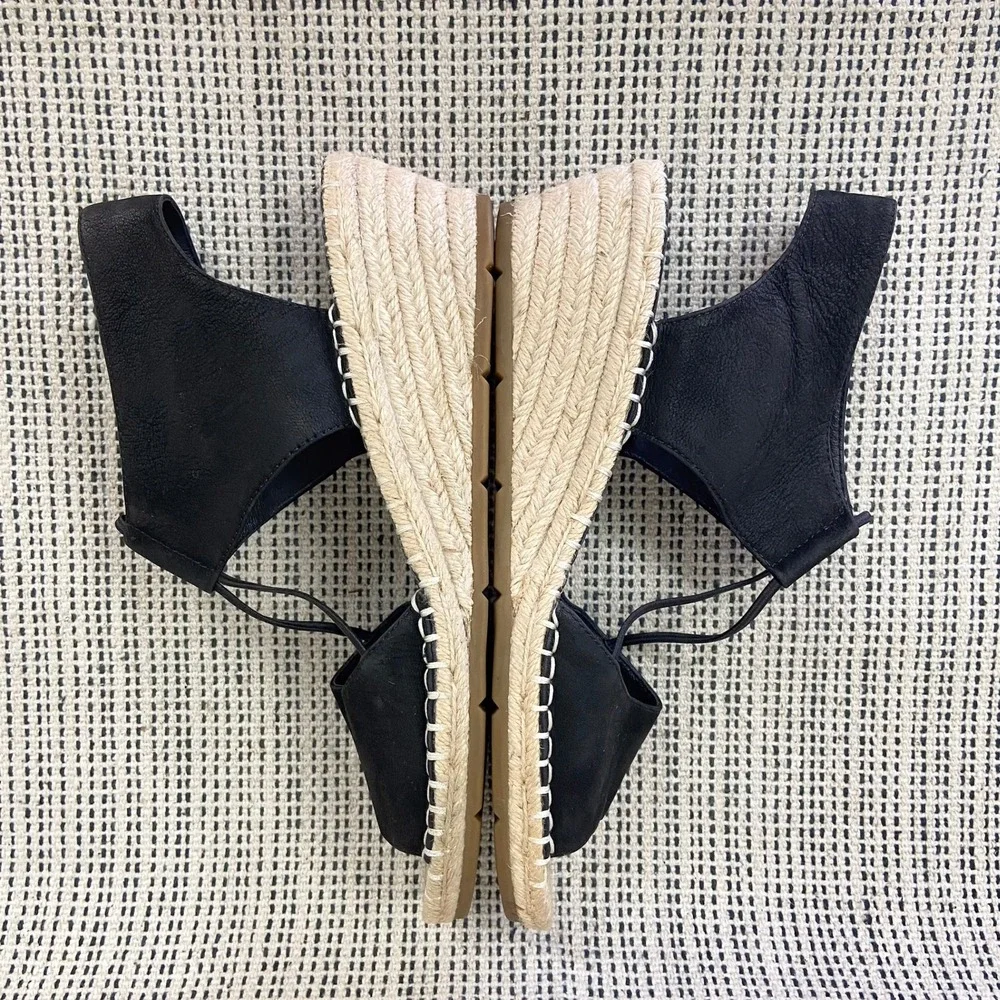 Eileen Fisher gently used